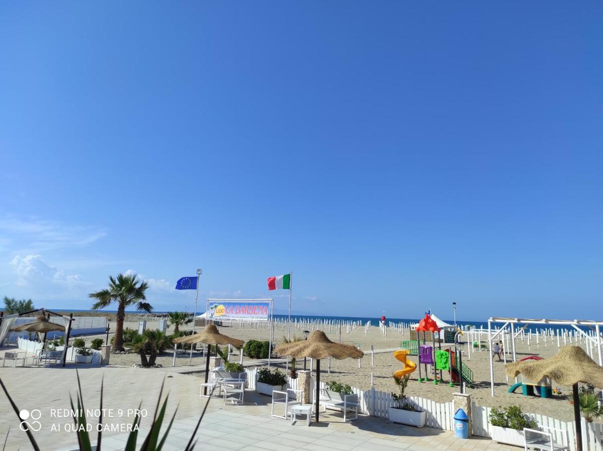 La Darsena Rooms Margherita Di Savoia Exterior foto